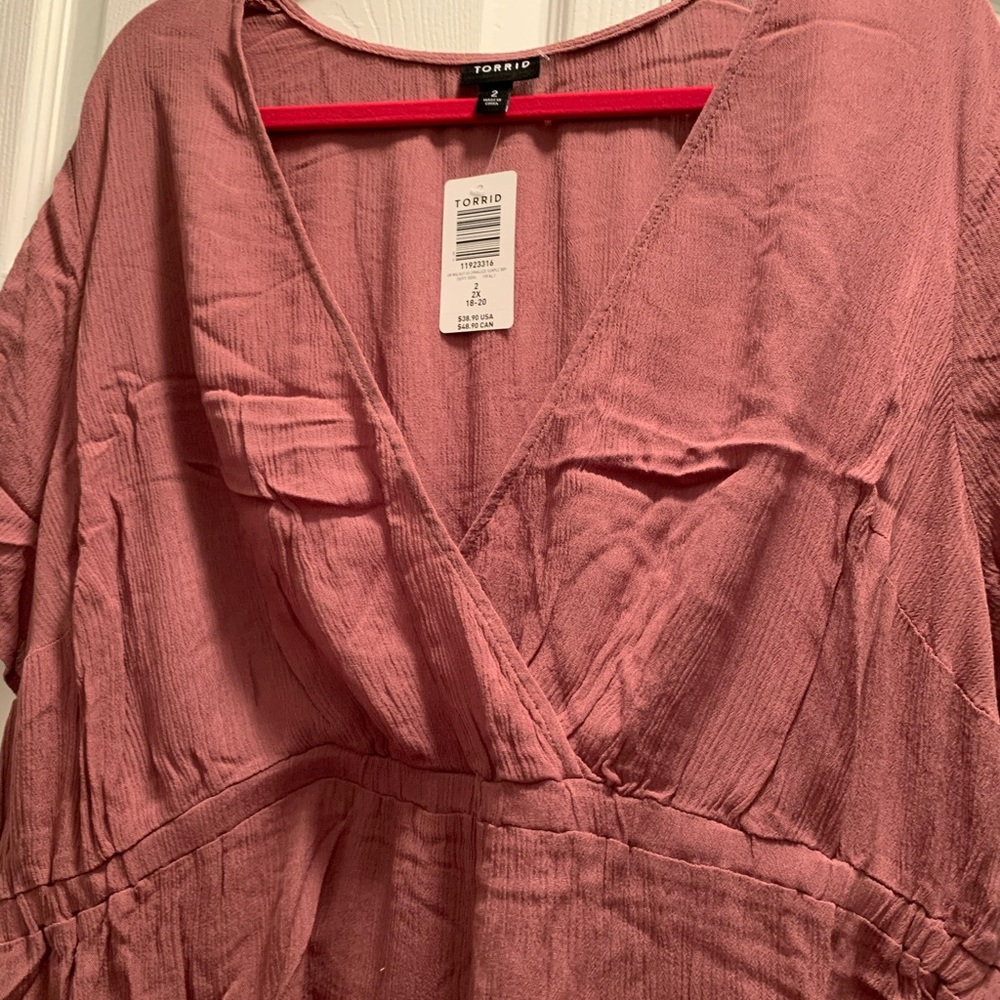 CRINKLE GAUZE SURPLICE HI-LO BABYDOLL TUNIC torrid - Picture 8 of 8